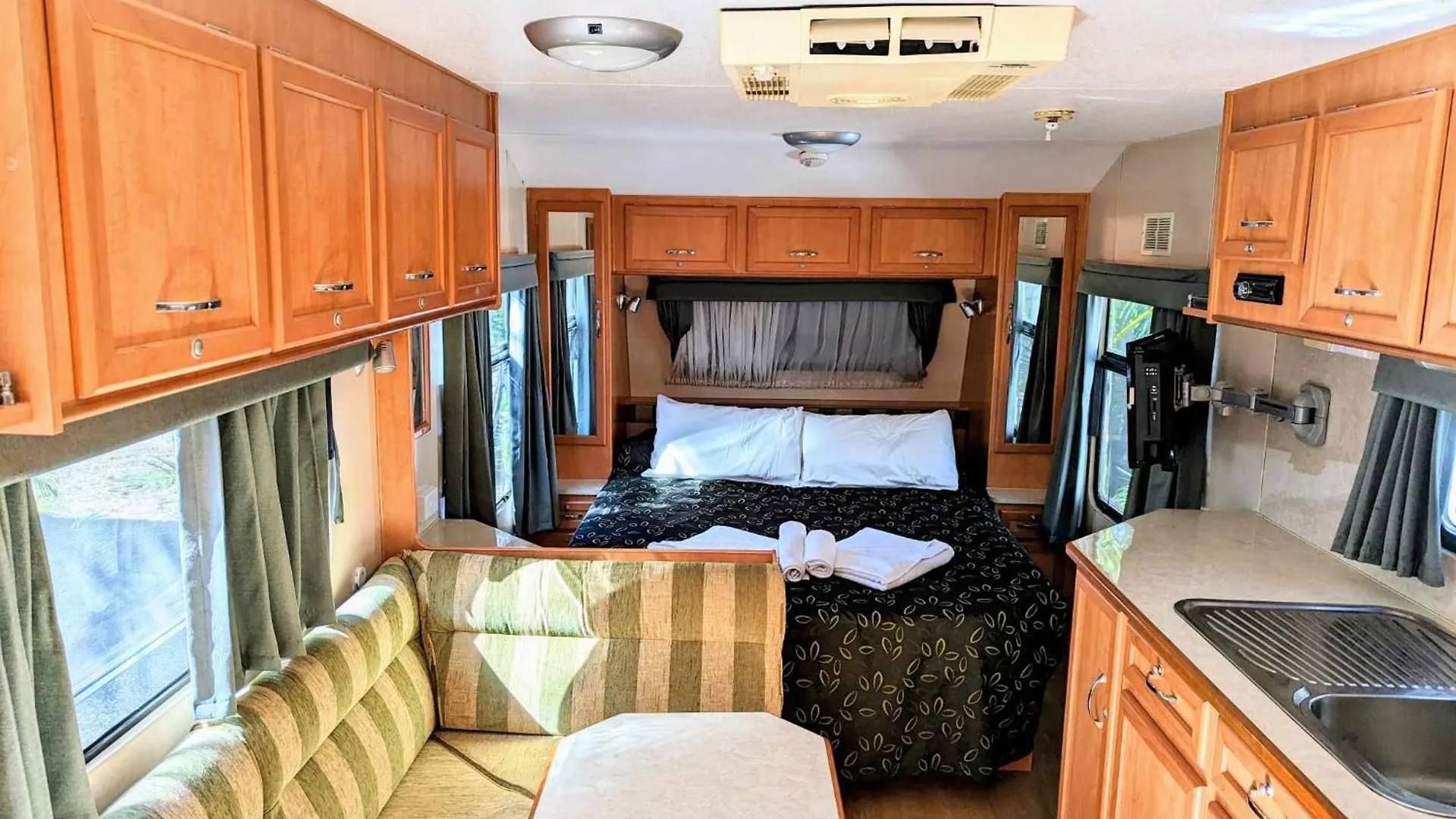 Cypress Caravan Stay Emerald 0*,  Australie